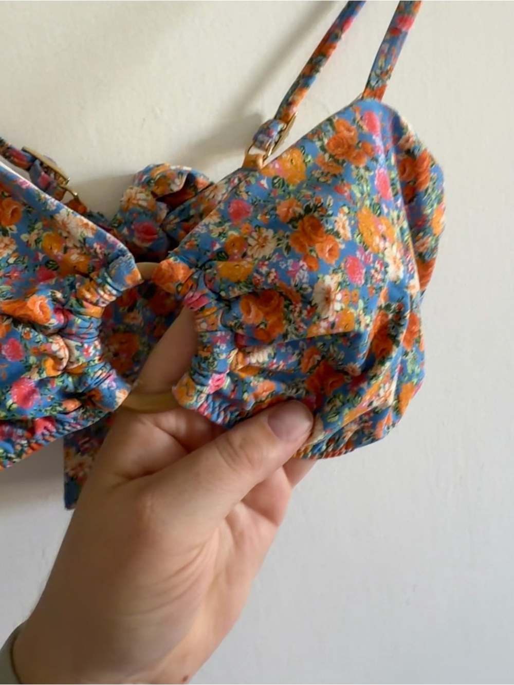 Barana Designer Floral O Ring Swim Bikini Top size Small EUC - Picture 4 of 7
